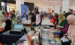 عرضه صنایع دستی و رمان‌های ایرانی در نمایشگاه کتاب مالزی