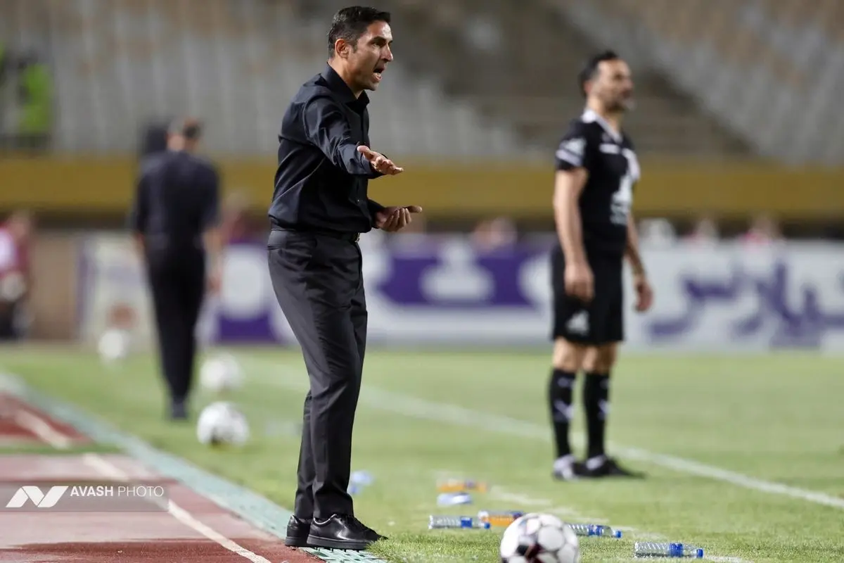 دیدار تیم های فوتبال سپاهان اصفهان و پرسپولیس تهران