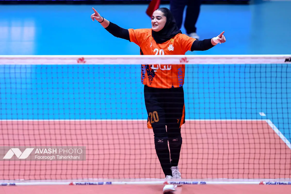 لیگ برتر والیبال زنان _ سایپا ۳ و نفت امیدیه صفر