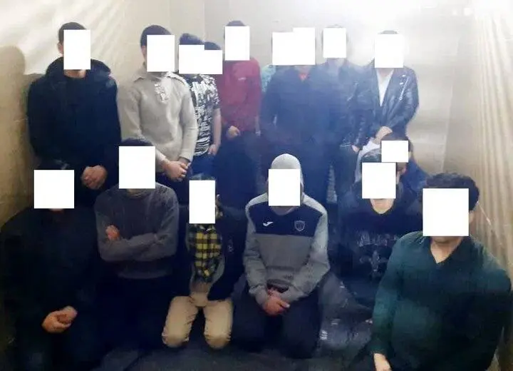 دستگیری ۱۴ عضو یک باند کلاهبرداری هرمی در پرند؛ همگی اتباع خارجی بودند