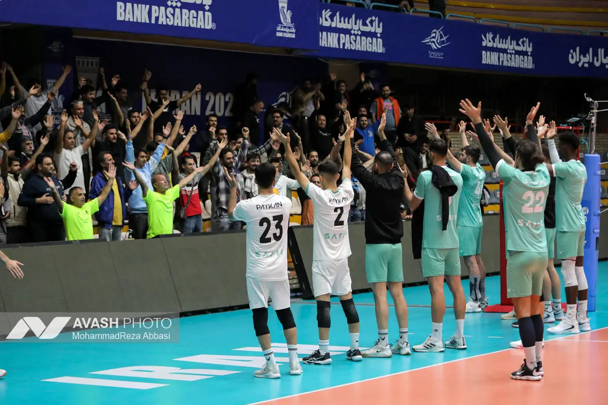 دیدار تیم های والیبال پیکان تهران و سایپا تهران