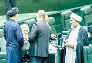 هسته سخت نظام علیه نظام؟