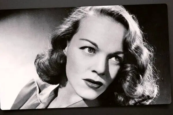 دختر بازیگر قرن درگذشت