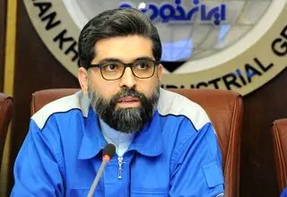 دور باطل خصوصی‌سازی خودروسازها ادامه دارد