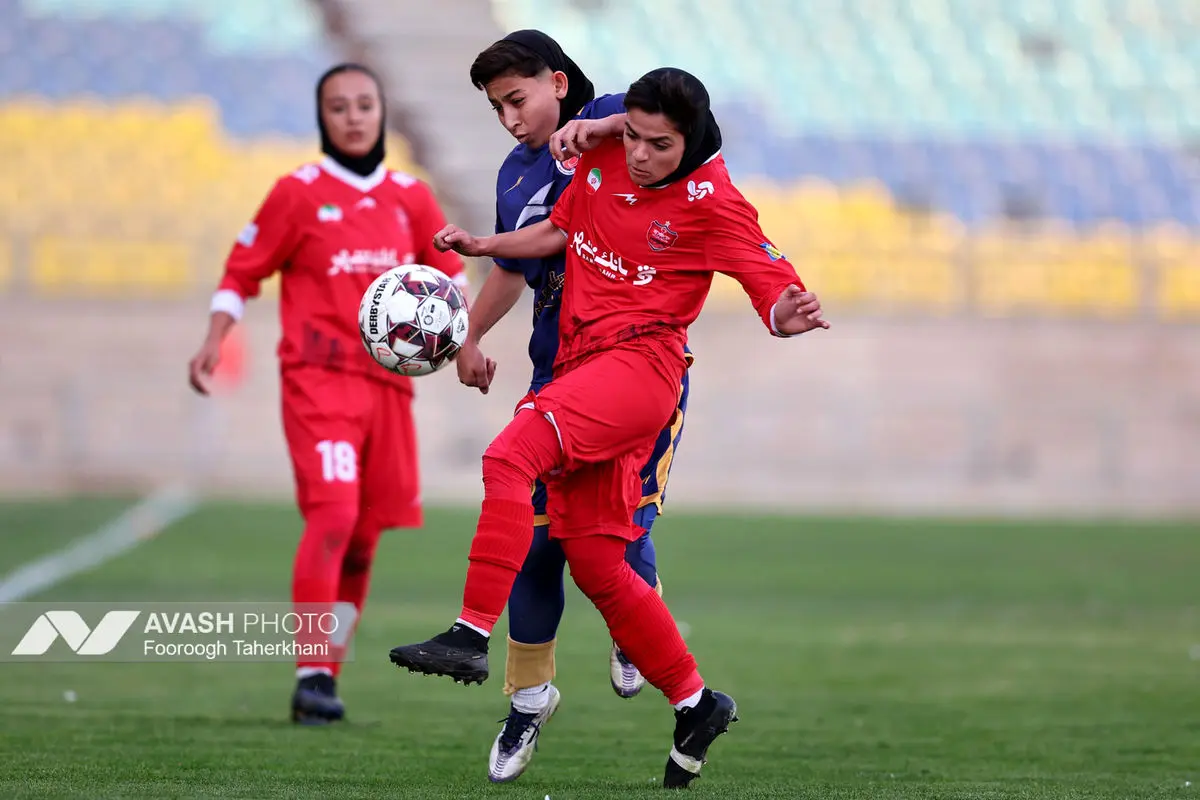لیگ برتر فوتبال زنان - پرسپولیس و خاتون بم