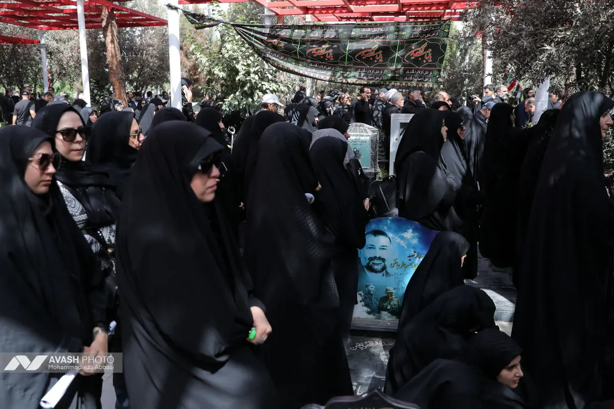 مراسم تشییع پیکر سردار حاجی زاده