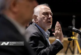 ظریف: لاوروف درباره اسنپ‌بک خلاف می‌گوید