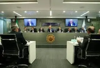 مناقشه ارزی مدنی‌زاده و فرزین