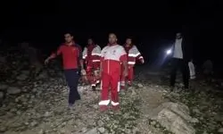 نجات نوجوان گرفتار در ارتفاعات