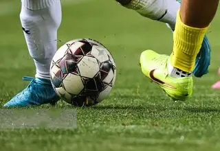 جدول لیگ برتر فوتبال ایران در پایان هفته سیزدهم/ سپاهان اول، پرسپولیس دوم و استقلال سوم