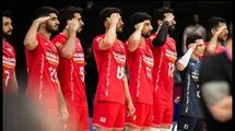 سلام نظامی والیبالی‌ها در میدان مسابقه
