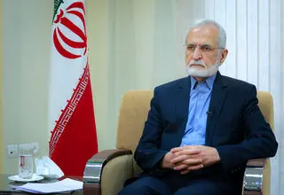 خرازی خطاب به مقام ارمنستانی: جزئیات قرارداد با آمریکا را روشن کنید