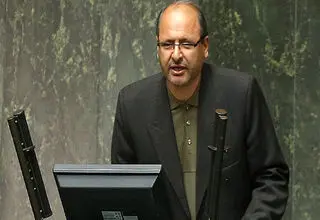 پس از 40 روز جنگ، نمی‌توان در یک روز به نتیجه رسید/ ارزش خیلج فارس و تنگه هرمز به اندازه 3 بمب هسته‌ای است