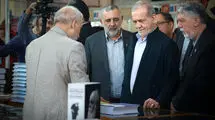 کتاب‌ها باید بر اساس مسائل و نیاز روز جامعه نوشته شوند