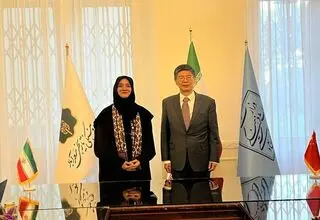 نشست ایران و چین با هدف توسعه همکاری‌های صنایع‌ دستی برگزار شد
