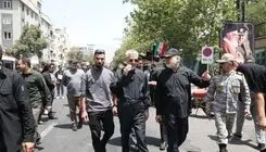 دریادار سیاری: مردم قدر رهبر شهیدشان را می‌دانند