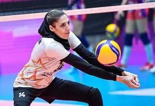 زارع: هیچکس به پای من نمی رسد!