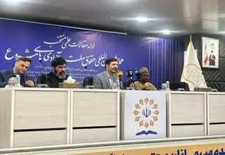 طحان نظیف: از افتخارات جمهوری اسلامی داشتن رهبری است که در عرصه عمل و اندیشه حرفی برای گفتن دارند