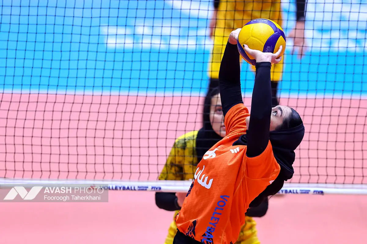 لیگ برتر والیبال زنان _ سایپا ۳ و نفت امیدیه صفر