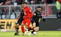 آب پاکی کنفدراسیون آسیا روی دست تراکتور