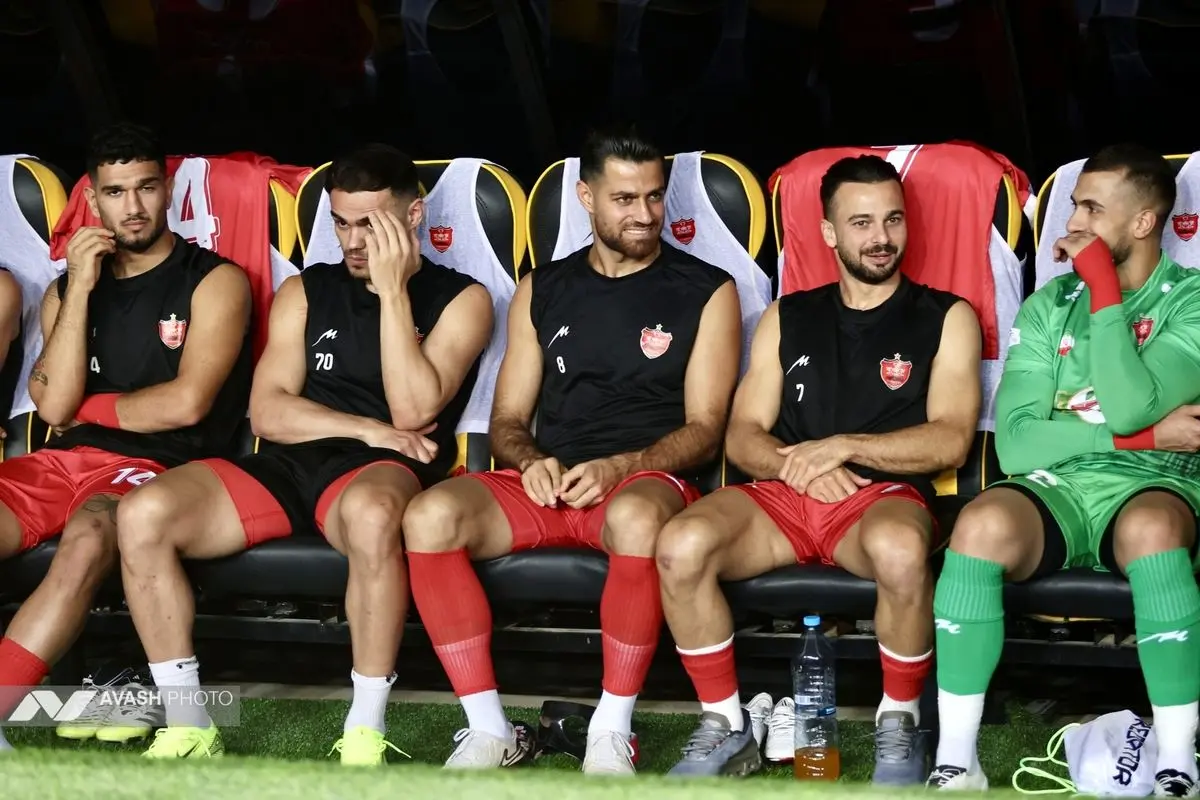 دیدار تیم های فوتبال سپاهان اصفهان و پرسپولیس تهران