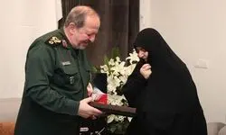سردار ابن الرضا با خانواده‌های شهدا دیدار کرد
