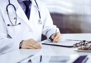 بیمه‌های تکمیلی تعرفه‌های مصوب دولت را نادیده می‌گیرند