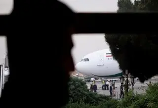 گریز از بن‌بست/ موج نوین مهاجرت در تلاقی جنگ و خاموشی شبکه