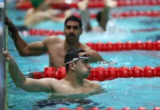 صعود شناگر ایران به نیمه‌ نهایی ۱۰۰ متر قورباغه