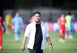 اخباری: از داور بازی با نفت آبادان انتظار بیشتری داشتم