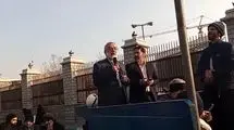 در اصلاح قانون تجمعات مشخص شده که چه کسانی می‌توانند تجمعات را برگزار کنند 