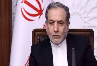رایزنی تلفنی عراقچی با وزرای خارجه ایتالیا و ژاپن