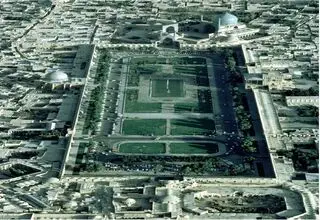 عکس/ نمای هوایی میدان نقش جهان اصفهان نیم قرن پیش
