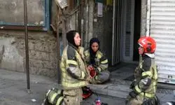 حضور زنان آتش نشان در آتش سوزی خیابان ستارخان تهران