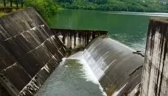 سرریز شدن دو سد مخزنی کشور در پی بارش‌های اخیر