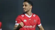 آقای گل پرسپولیس تمدید می‌کند