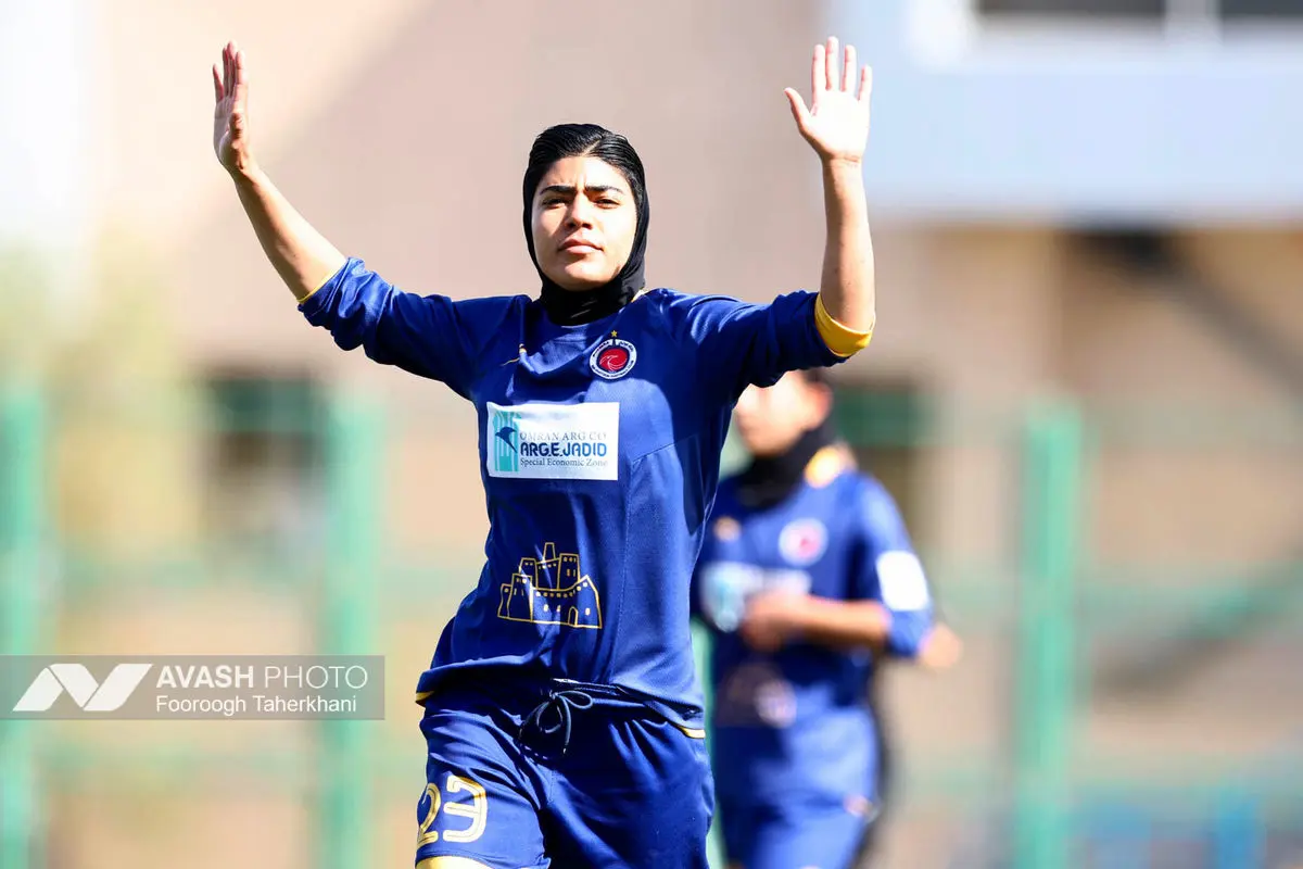 دیدار تیم های خاتون بم و سپاهان اصفهان