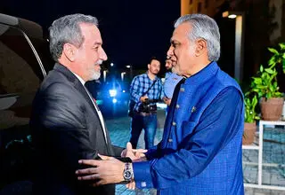ابراز خوشحالی اسحاق دار بابت سفر عراقچی به پاکستان