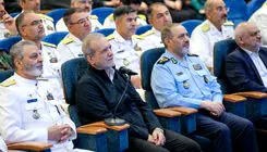 ارتباط زنده رئیس‌جمهور با ناوشکن دنا و زیردریایی فاتح
