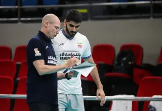 حق‌پرست امتیازآورترین بازیکن ایران برابر آمریکا