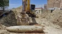 خنثی‌ سازی بمب یک‌ تنی در این شهرستان  + عکس 