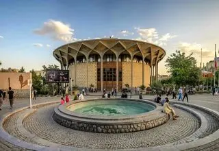 شهرداری به وظیفه‌اش درباره تئاترشهر عمل کرد