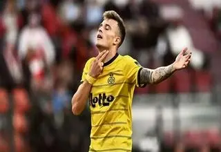 فاصله مهاجم دوتابعیتی با تیم ملی فوتبال کمتر شد