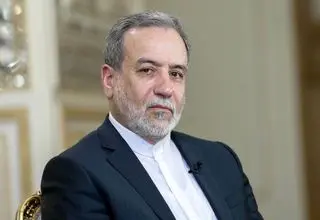 واکنش وزیر امور خارجه به احتمال سپرده شدن پرونده مذاکرات به دبیر شورای عالی امنیت ملی 