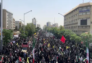 وداع باشکوه مردم تهران با قهرمانان مقاومت 