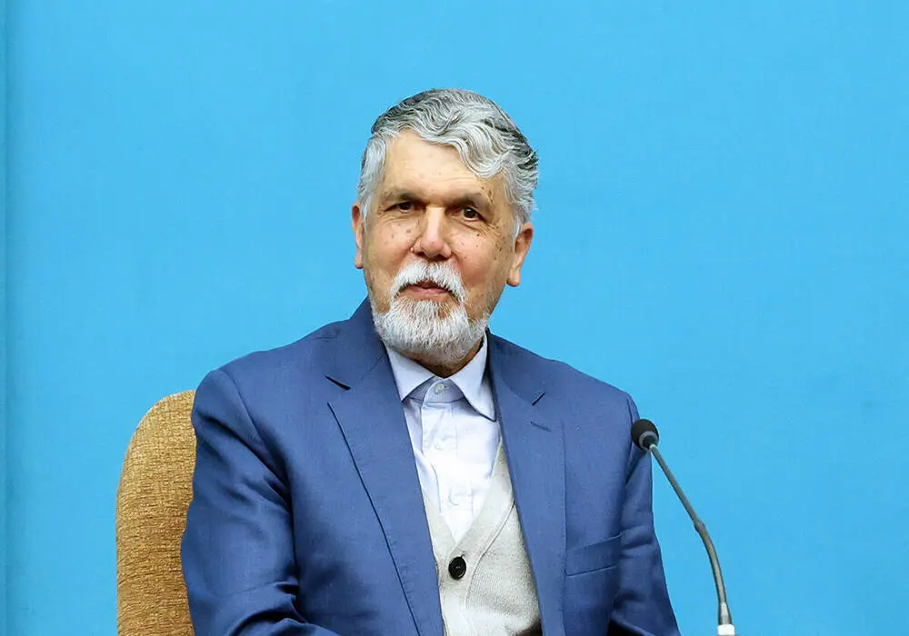 وزیر ارشاد: مسئولین سرچشمه ترویج اکاذیب را خشک کنند