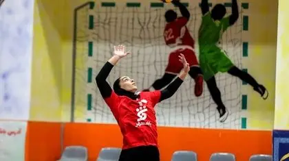 یک دونده در کانون توجه مادام لی