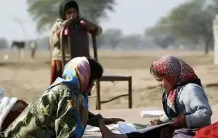 دو روی نابرابری آموزشی در ایران/ جاماندگان مهر با یک میلیون دانش‌آموز پشت در مدرسه‌ها