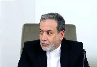 عراقچی: اکنون توپ در زمین آمریکا قرار دارد