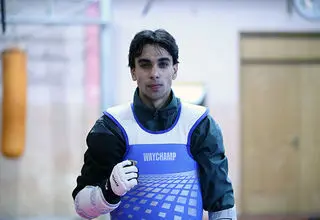 زندی راهی مبارزه پایانی شد